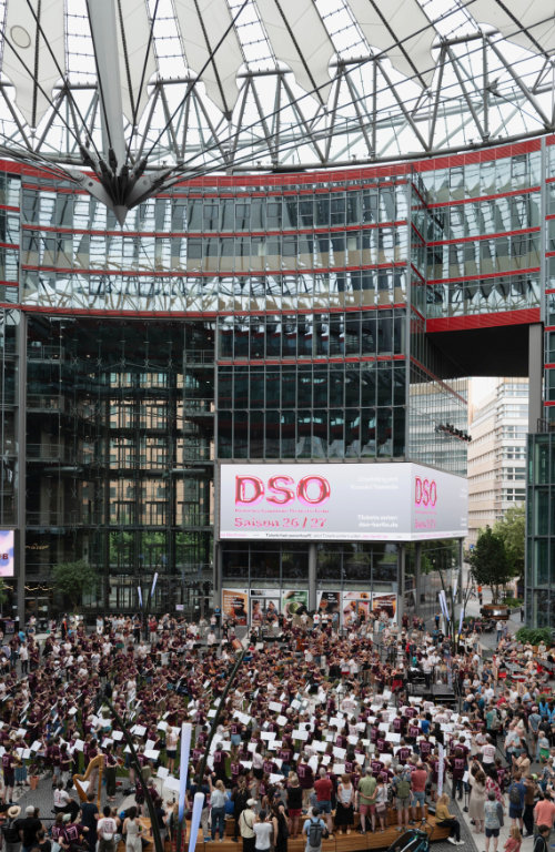 dso-symphonic-mob-26